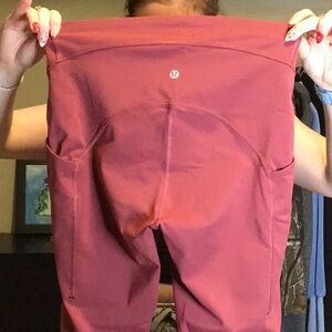 Lululemon Cropped Leggings